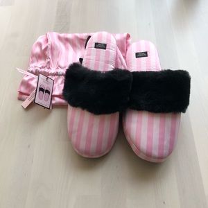 VS Light Link Stripe Faux Fur Slippers